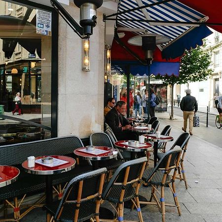 Appartamento Modern Sutdio For 2 With A-C - Near Montmartre Parigi Esterno foto